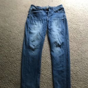 Medium Wash American Eagle Jeans